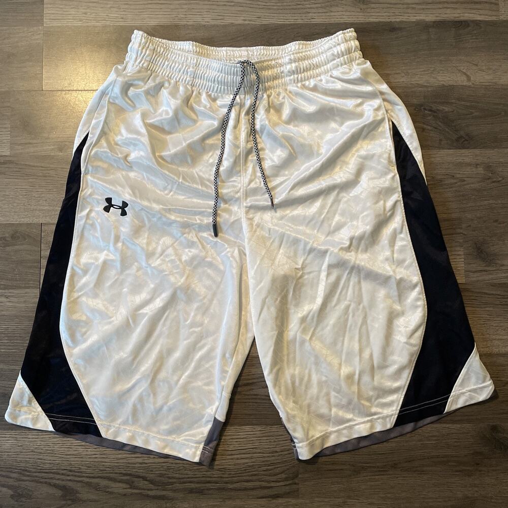 Under Armour UA Mens Shorts Size M White/Black Loose Athletic Basketball Gym
